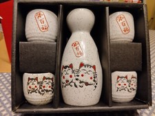 Maneki neko - set sake in