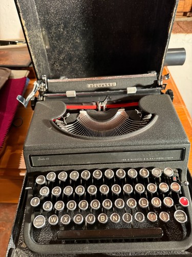 Macchina scrivere epoca - da,