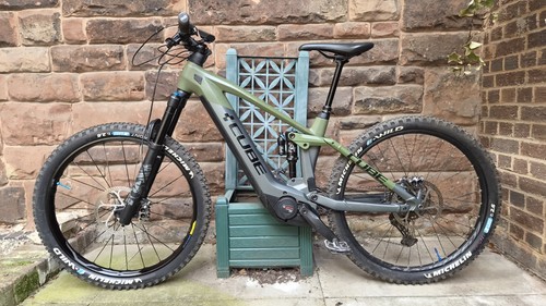Mountain bike cube - bike, stereo