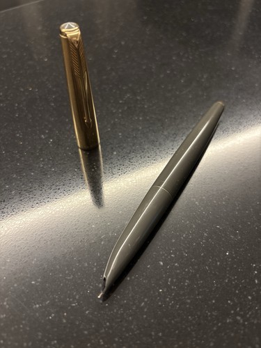 Parker fountain pen - 61,