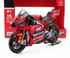 1/6 MAISTO - DUCATI -