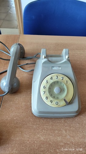Telefono fisso vintage - fisso, a