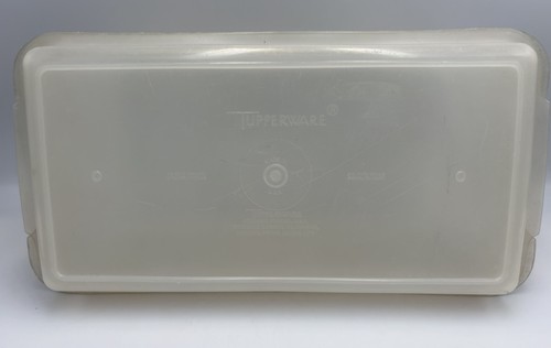Vtg sheer tupperware bread - vtg.,