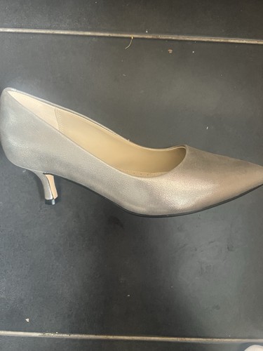 Scarpe corte eleganti
