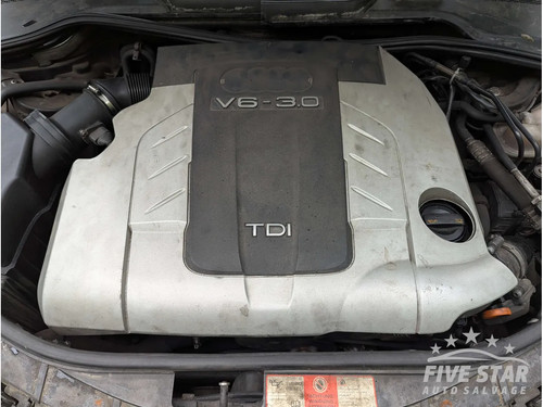 Audi coperchio motore top - a8,
