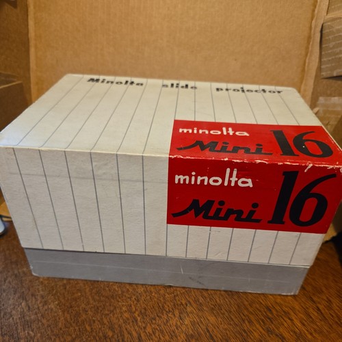 Proiettore minolta mini - mini, 16