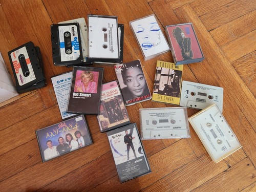 Cassette tapes preowned lot - cassette,