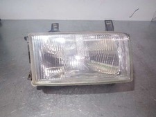 FRONT RIGHT HEADLIGHT /