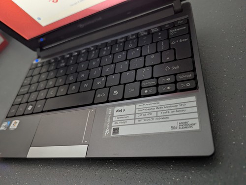 Netbook retro windows - retro, stock