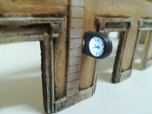 Plastico ferroviario orologio - ferroviario,