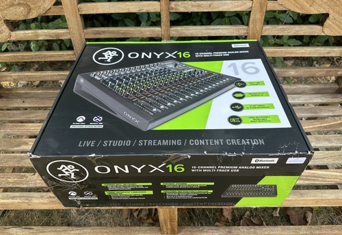 Mackie onyx mixer - mackie,