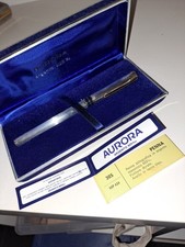 penna stilografica aurora