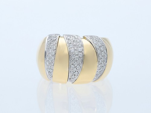 Anello con diamanti brillanti