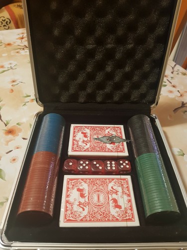 Carte gioco con - da, valigetta