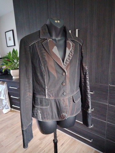 Blazer giacca aderente corto