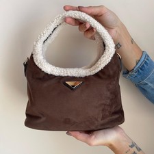 Borsa A Mano In Camoscio Con