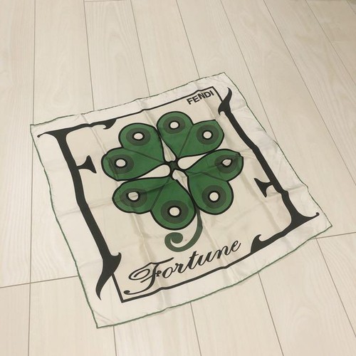Sciarpa fendi colore verde - sciarpa, con