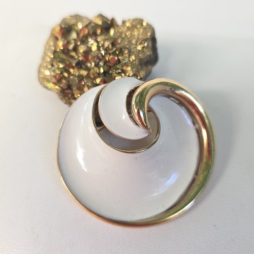 élégante broche vintage - Élégante,
