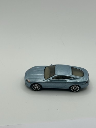 Matchbox 2005 silver jaguar - 2005,