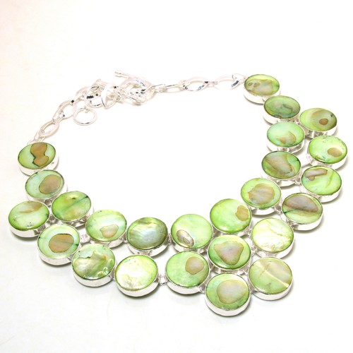 Collana con pietre preziose