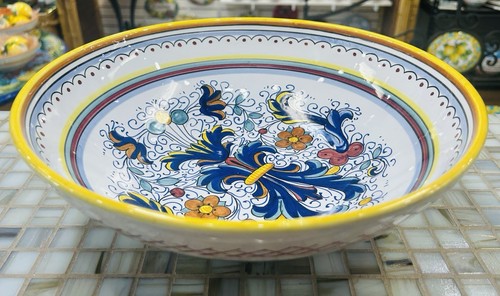 Deruta pottery bowl - -, 12’’