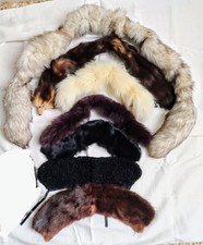 Lotto 7 Colli  E Sciarpa In Pelliccia Vintage E Mantella Coprispalle D'epoca