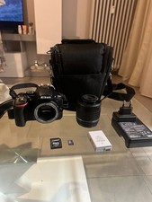 Nikon D5500 con DX VR 18-55 mm