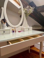 Toeletta trucco con specchio
