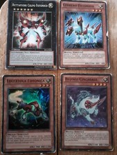 4 carte yu gi oh varie e xyz