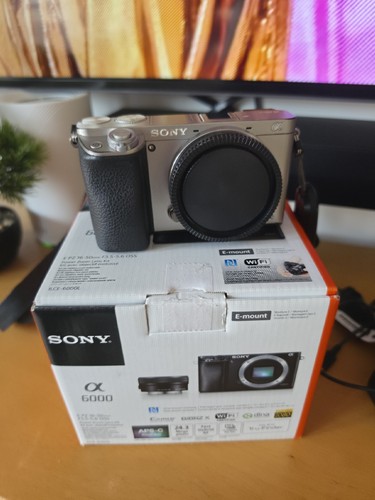 Fotocamera digitale mirrorless - digitale,