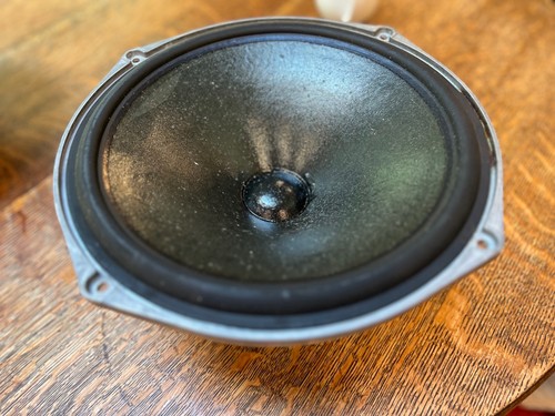 Altoparlante singolo woofer