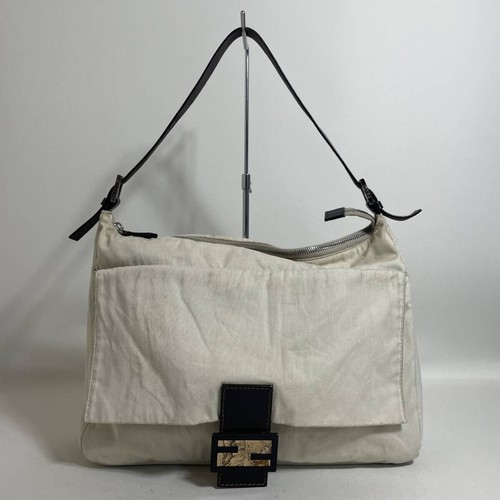 83b132 fendi mamma bucket - 83b132,