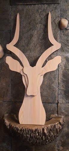 Testa cervo legno - di, fatta