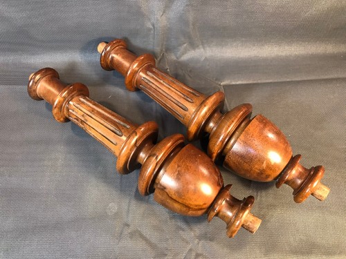 Coppia colonne legno - di,