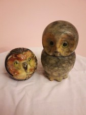 ALABASTRO. Gufo in alabastro + testa di gufo in alabastro portafortuna.