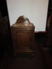 Comodino antico in legno di noce piano in marmo Italia Epoca fine 800