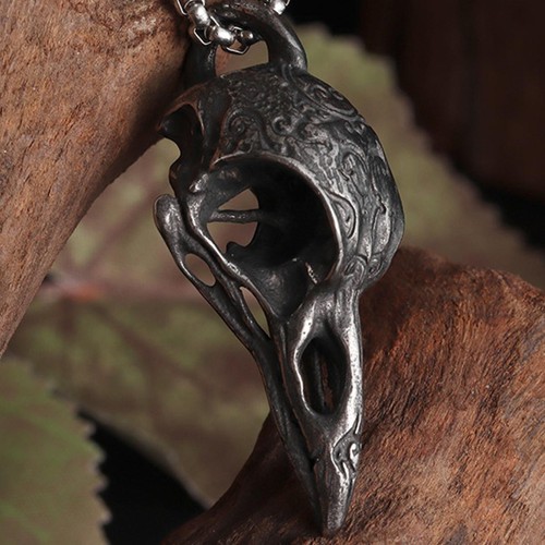 Collana con ciondolo teschio