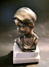 Giovanni De Martino busto in