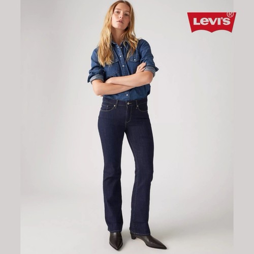 Nwot levi classic - nwot, levi’s