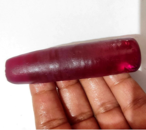 Rubino rosso grezzo naturale - rubino,