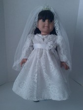 Bambola 18" abito bianco pizzo