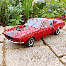VOITURE SOLIDO FORD MUSTANG