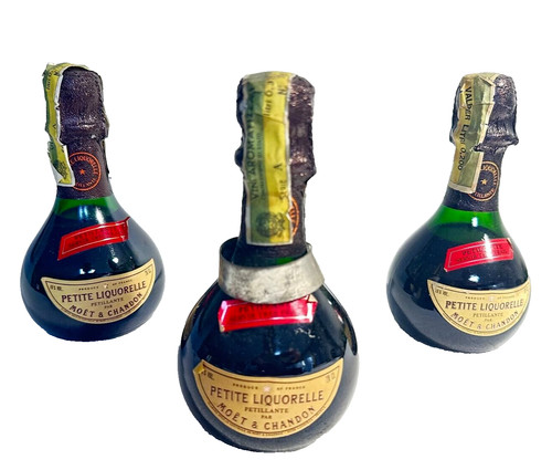 Tre bottiglie liquori liquore - bottiglie,