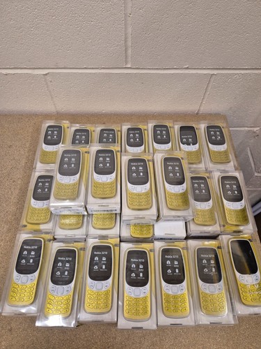 Nokia 3210 feature phone - nokia,