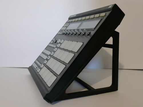 Native instruments machine - native,
