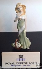 Royal copenhagen figurine - royal,