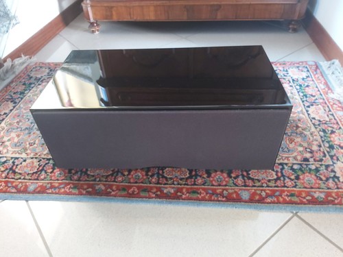 Bowers wilkins b - b&w, cm