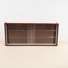 Vetrina minimalista legno - vetrina,