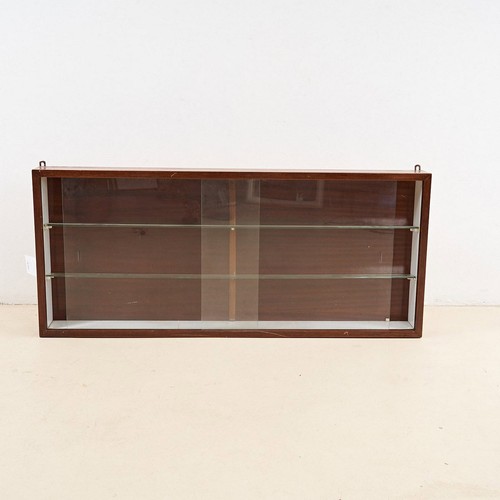 Vetrina minimalista legno - minimalista,