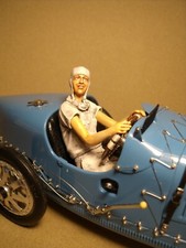 FIGURINA LUMINOSA 1/18 BELLA